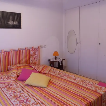 T2 Au Lavandou Avec Garage Et Balcon - Fr-1-308-57 *