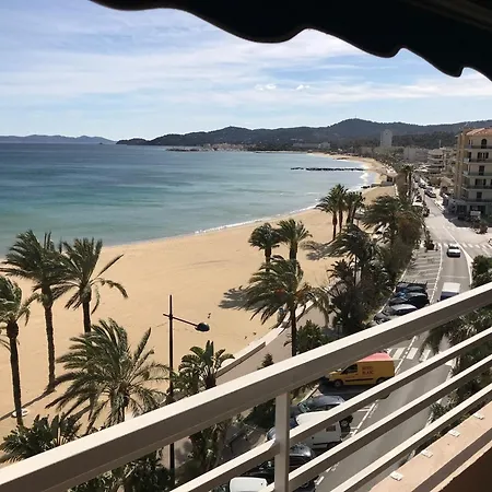 T2 Au Lavandou Avec Garage Et Balcon - Fr-1-308-57 * Bormes-les-Mimosas